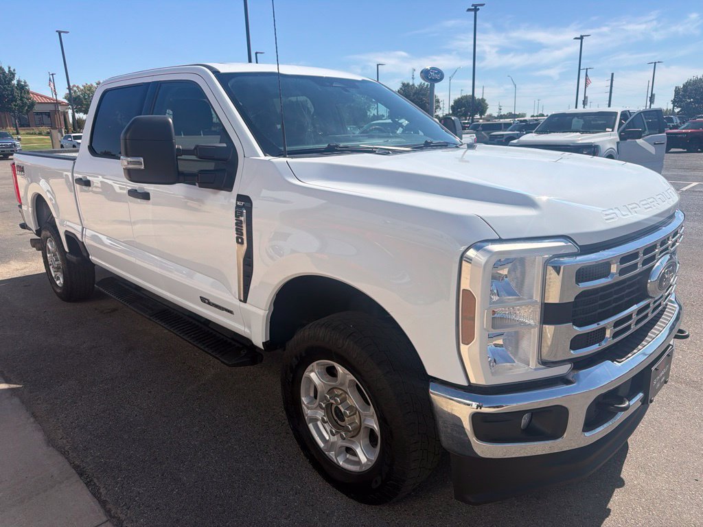 Certified 2025 Ford F250 XLT w/ FX4 Off-Road Package AWD/4WD image 5