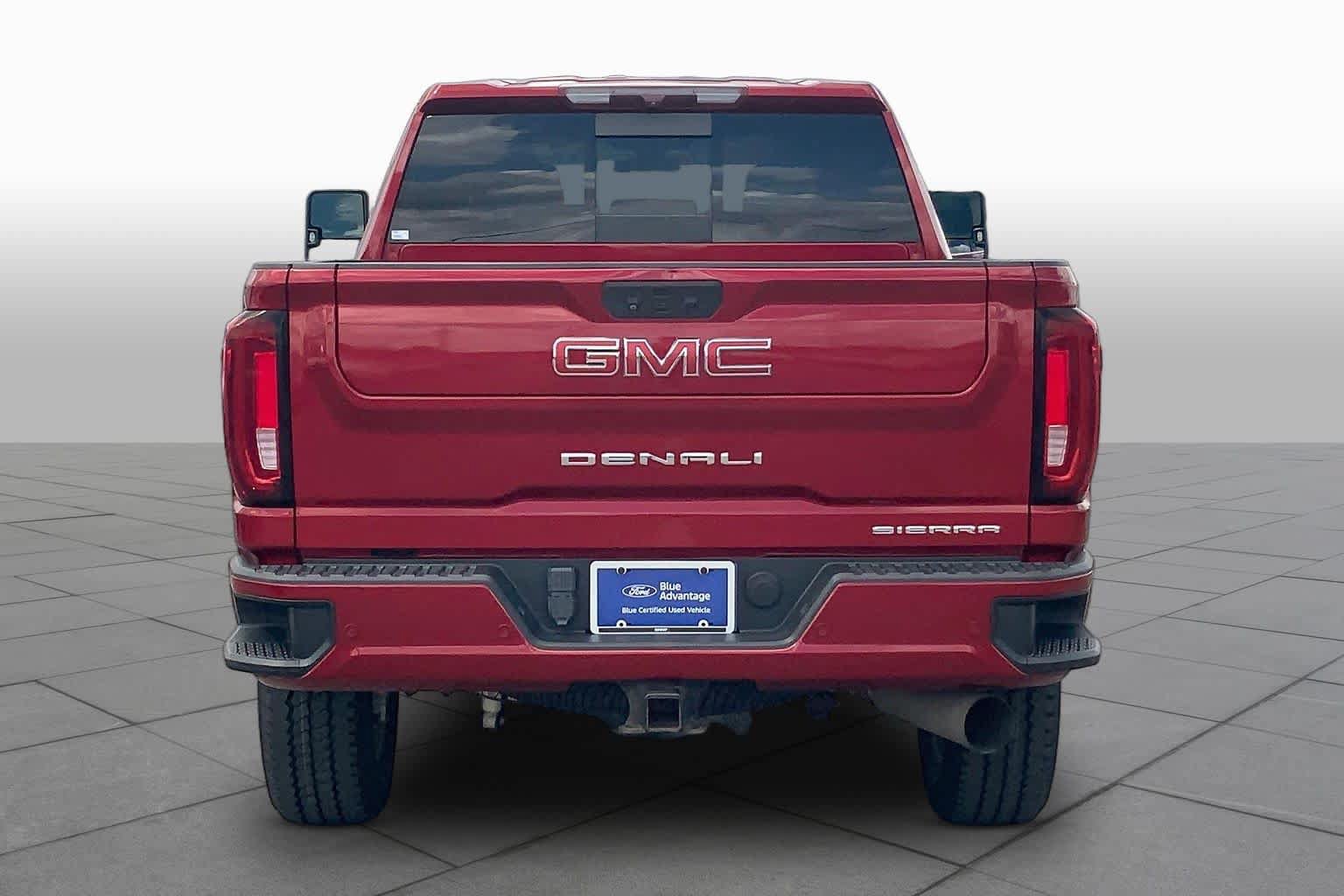 Used 2022 GMC Sierra 2500 Denali AWD/4WD image 4
