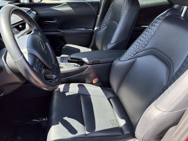 Used 2021 Lexus UX 250h w/ Accessory Package (Z1) AWD/4WD image 21