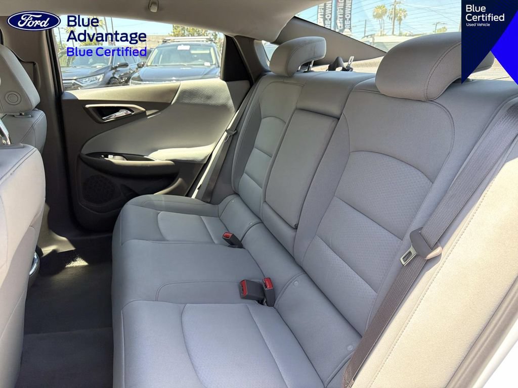 Used 2025 Chevrolet Malibu LT FWD image 13