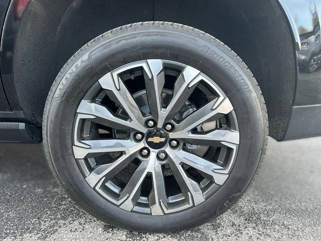 Used 2025 Chevrolet Tahoe High Country image 10