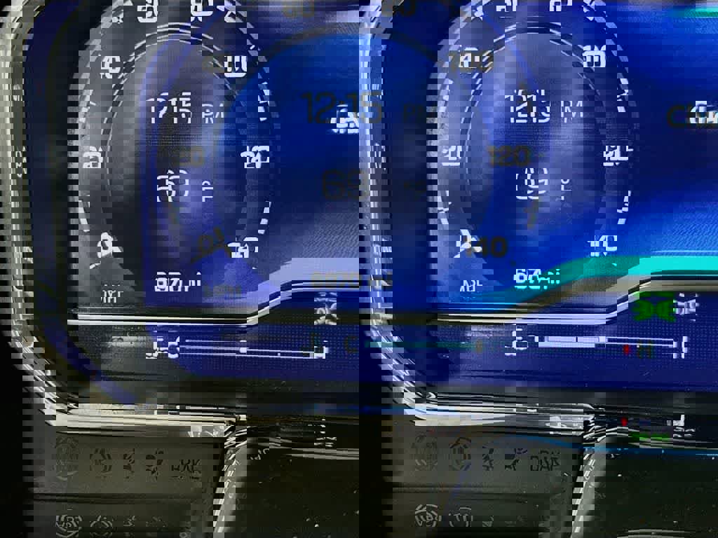 Used 2023 Chevrolet Silverado 1500 LTZ w/ LTZ Premium Package image 23