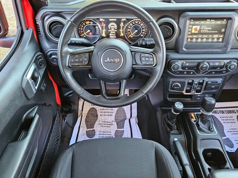 Used 2019 Jeep Wrangler Unlimited Sport S image 12