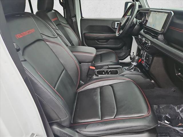 Used 2024 Jeep Wrangler Unlimited Rubicon AWD/4WD image 18