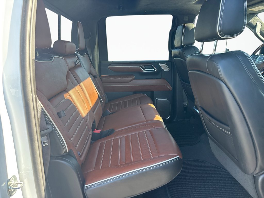 Used 2024 GMC Sierra 2500 Denali Ultimate AWD/4WD image 16
