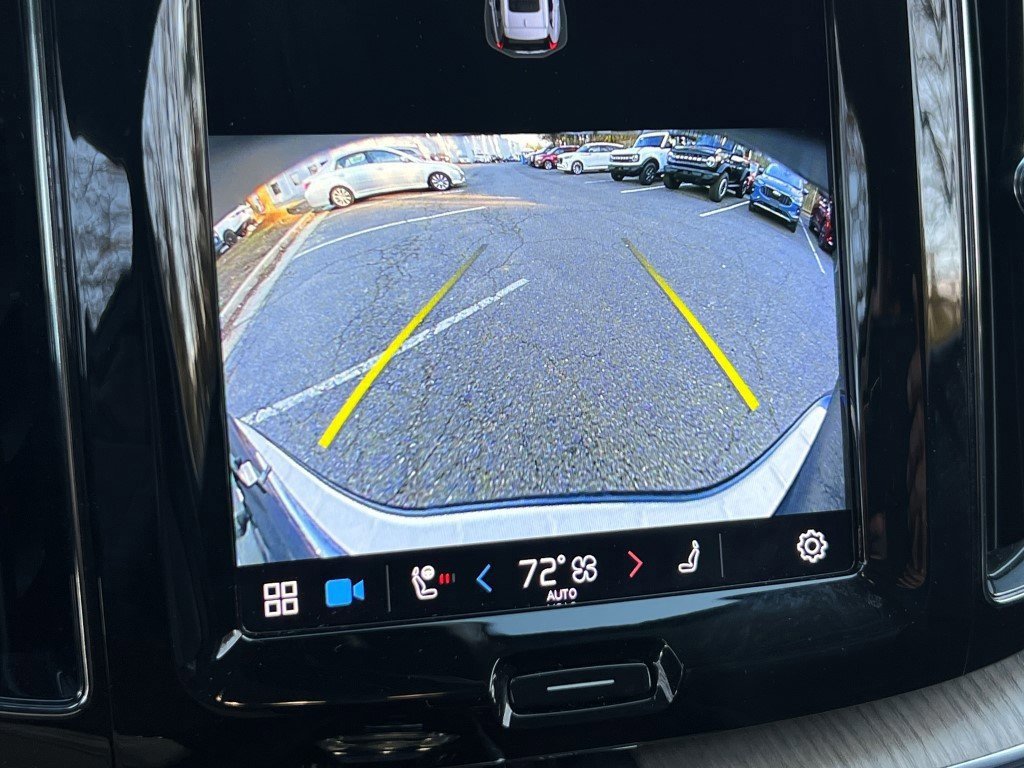 Used 2022 Volvo XC60 B6 Inscription w/ Advanced Package image 35