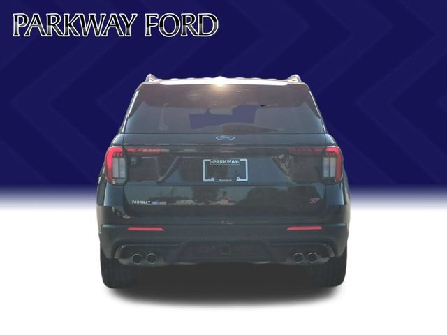 Certified 2025 Ford Explorer ST w/ Sun And Sound Package AWD/4WD image 4