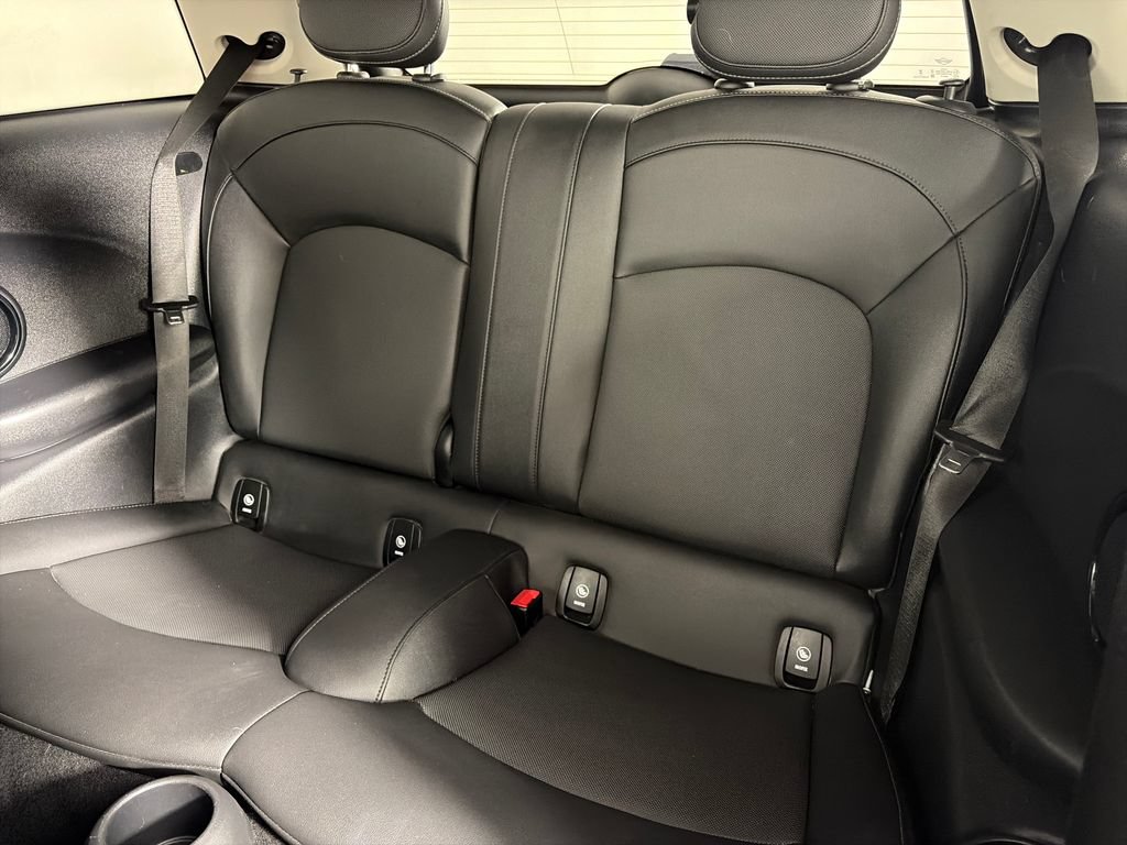 Used 2024 MINI Cooper S FWD image 12