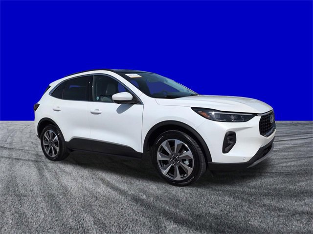 Certified 2025 Ford Escape Platinum w/ Premium Technology Package image 8