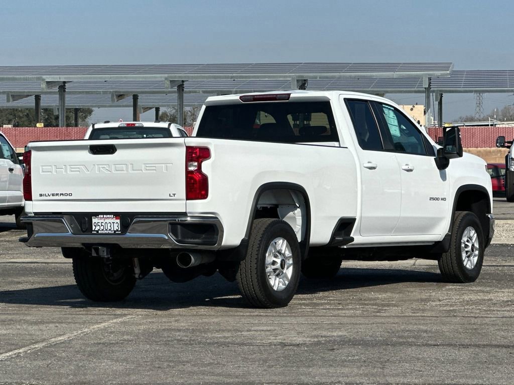 Used 2024 Chevrolet Silverado 2500 LT w/ Convenience Package AWD/4WD image 5