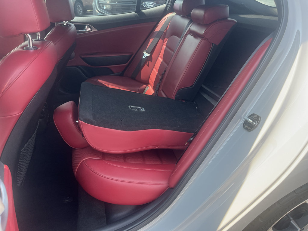 Used 2018 Kia Stinger GT2 AWD/4WD image 30