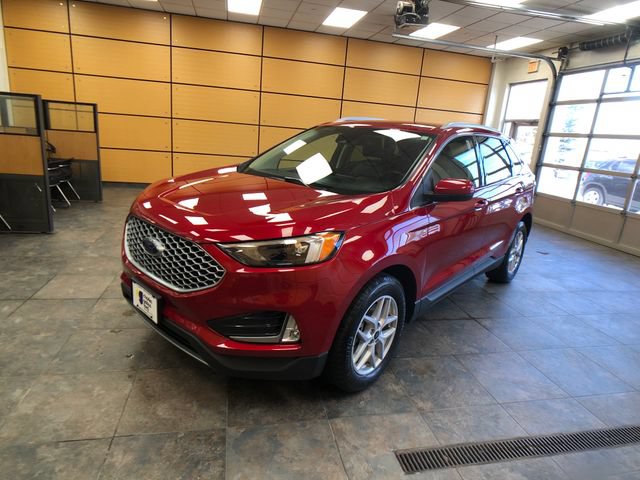 Certified 2024 Ford Edge SEL w/ Convenience Package AWD/4WD image 3