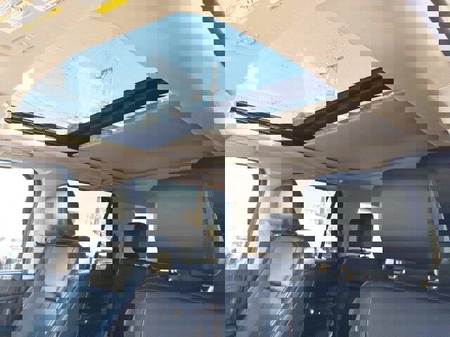 Certified 2022 Ford Expedition XLT image 24