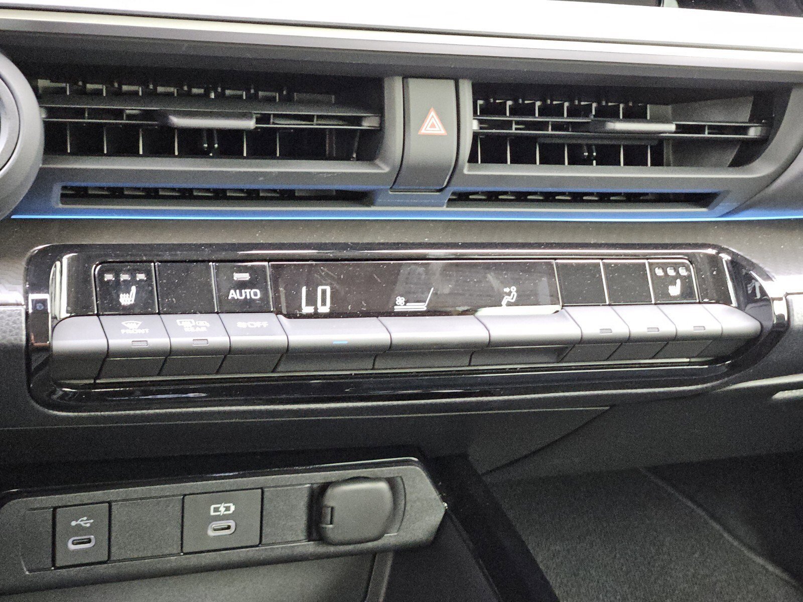 Used 2026 Toyota Prius image 23