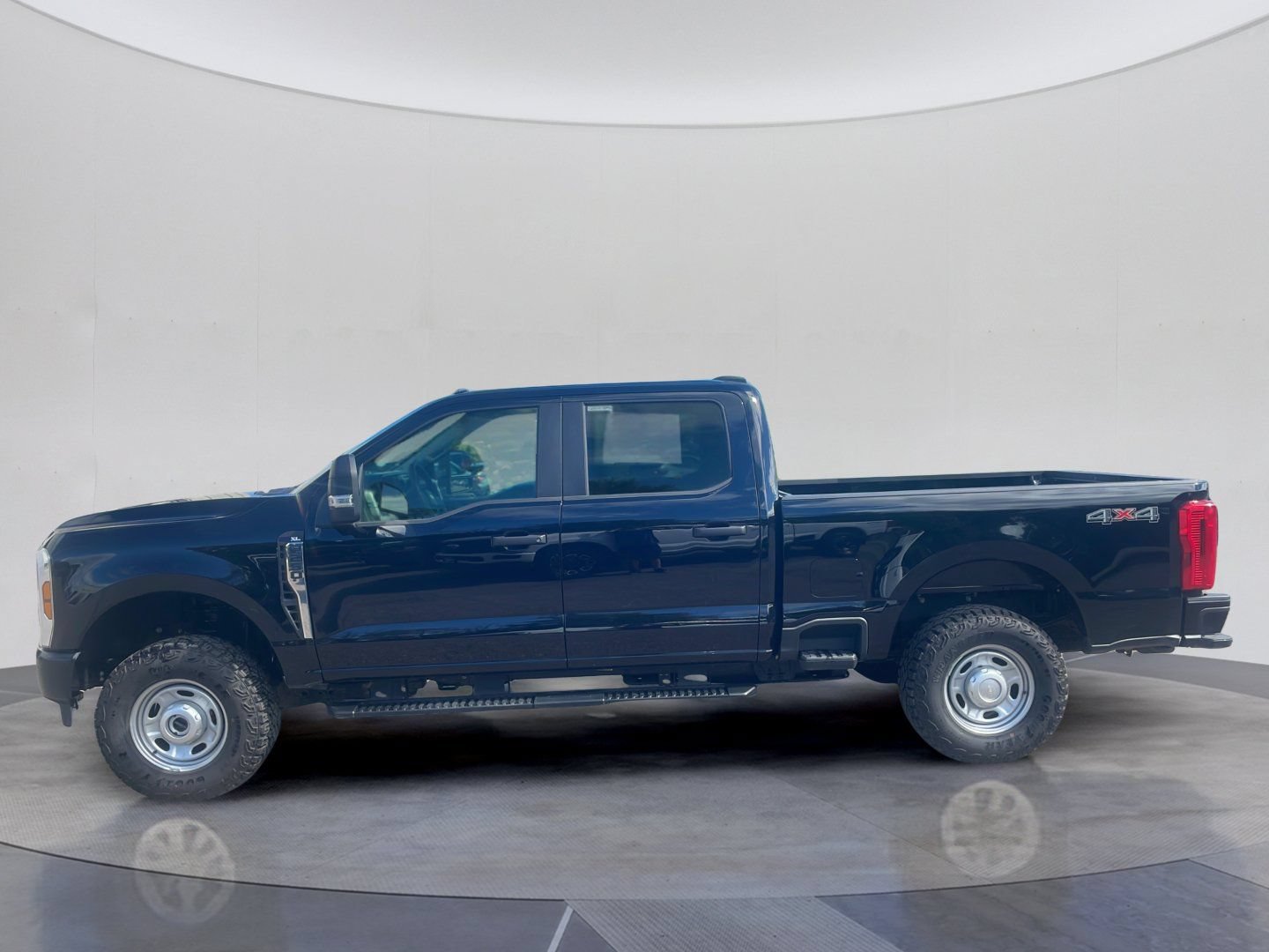 Certified 2026 Ford F250 XL w/ XL Off-Road Package AWD/4WD image 37
