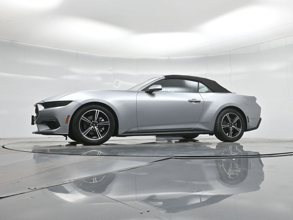 Certified 2025 Ford Mustang Premium RWD image 8