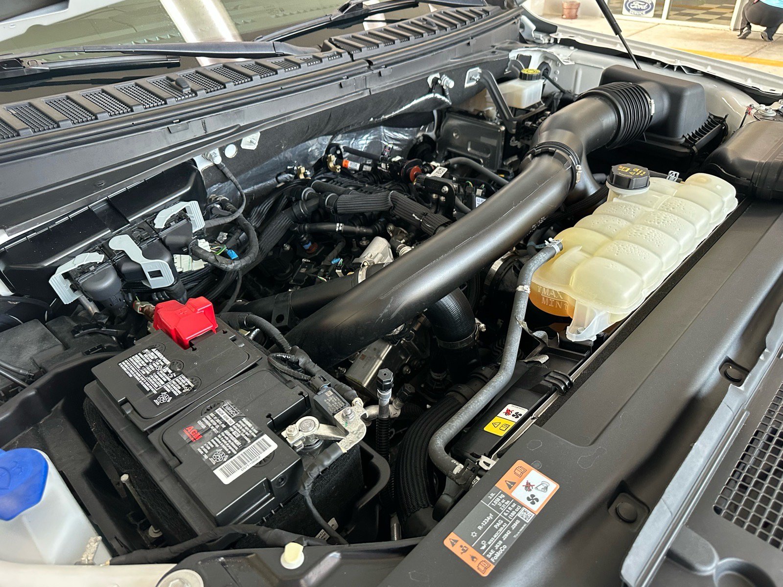 Certified 2024 Ford Expedition XLT RWD image 13