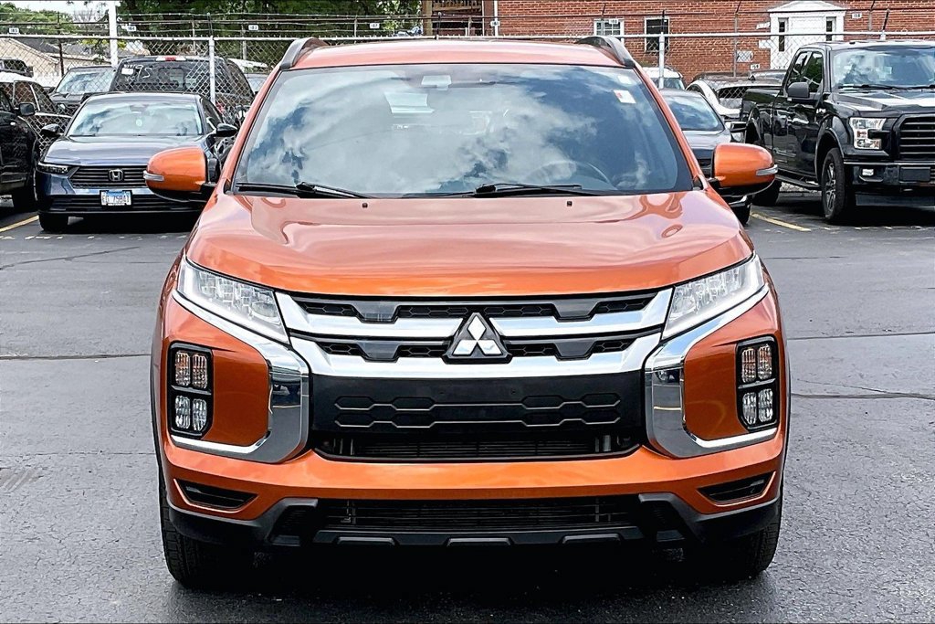 Used 2022 Mitsubishi Outlander Sport GT AWD/4WD image 2