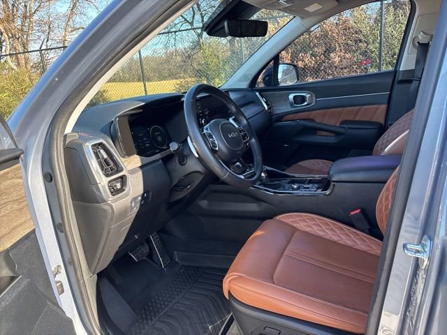 Used 2023 Kia Sorento SX Prestige image 13