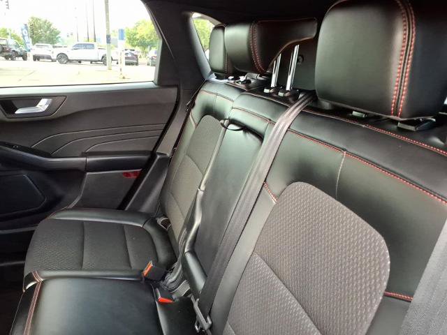 Certified 2025 Ford Escape ST-Line Select AWD/4WD image 11
