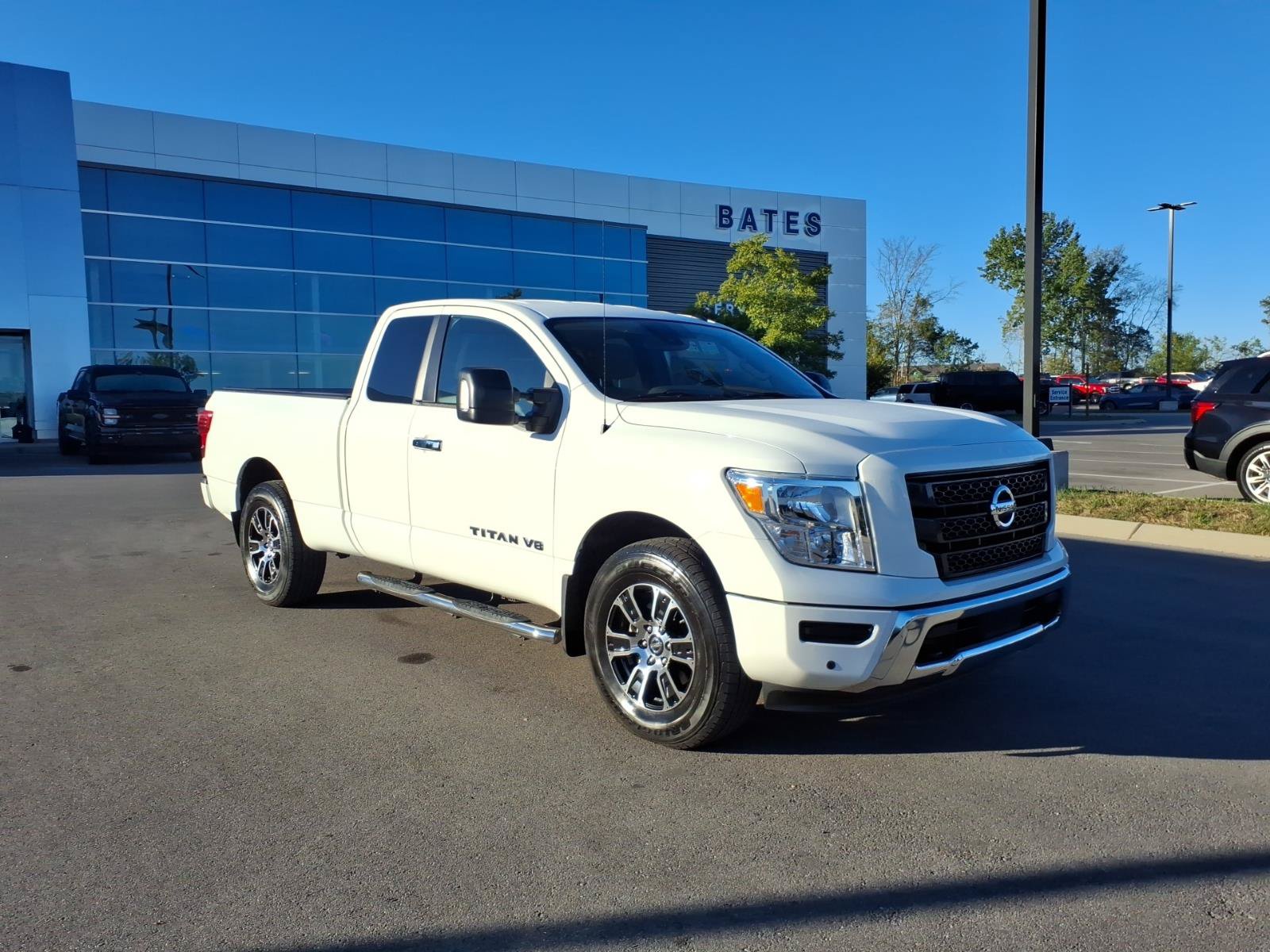 Used 2020 Nissan Titan SV w/ SV Convenience Package AWD/4WD image 1
