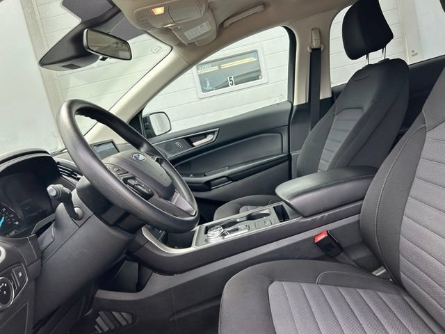 Certified 2024 Ford Edge SE w/ Black Appearance Package AWD/4WD image 8