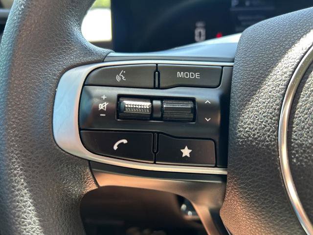 Used 2025 Kia K5 LXS FWD image 25