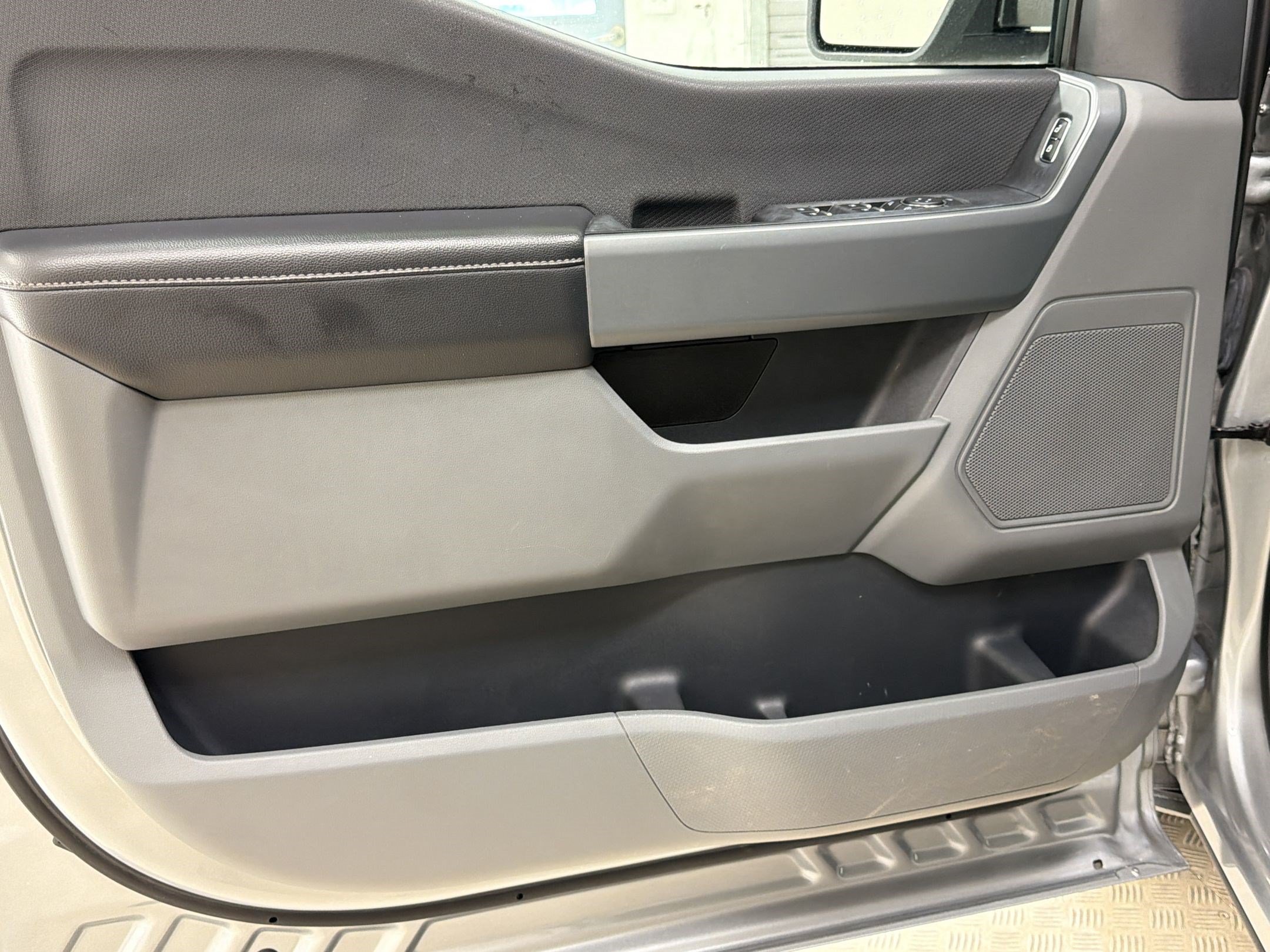 Certified 2023 Ford F150 XLT RWD image 13