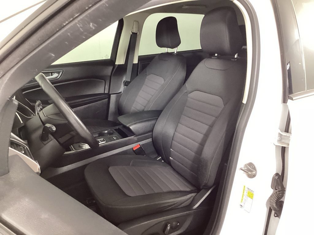 Certified 2021 Ford Edge SE FWD image 25