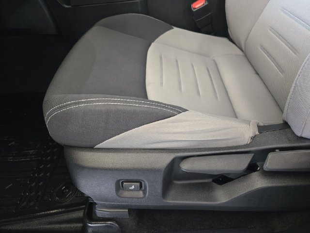 Used 2024 Toyota Tacoma TRD Sport AWD/4WD image 24