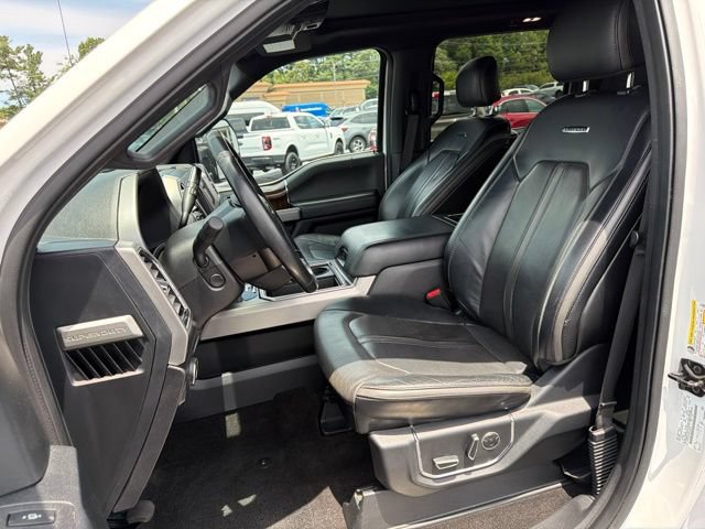 Certified 2017 Ford F350 Platinum w/ Platinum Ultimate Package AWD/4WD image 15