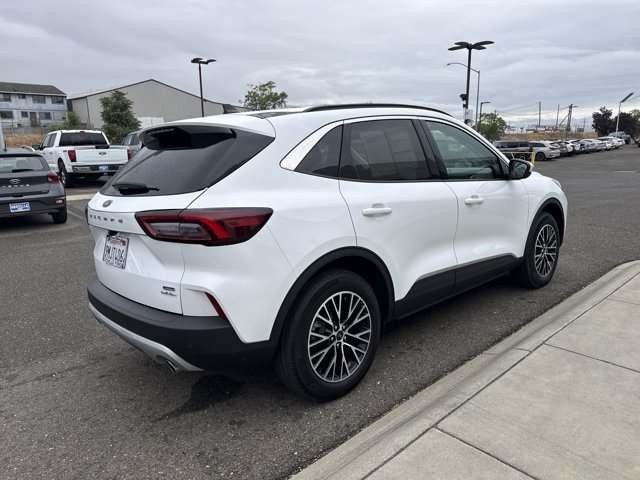 Certified 2023 Ford Escape SE FWD image 5