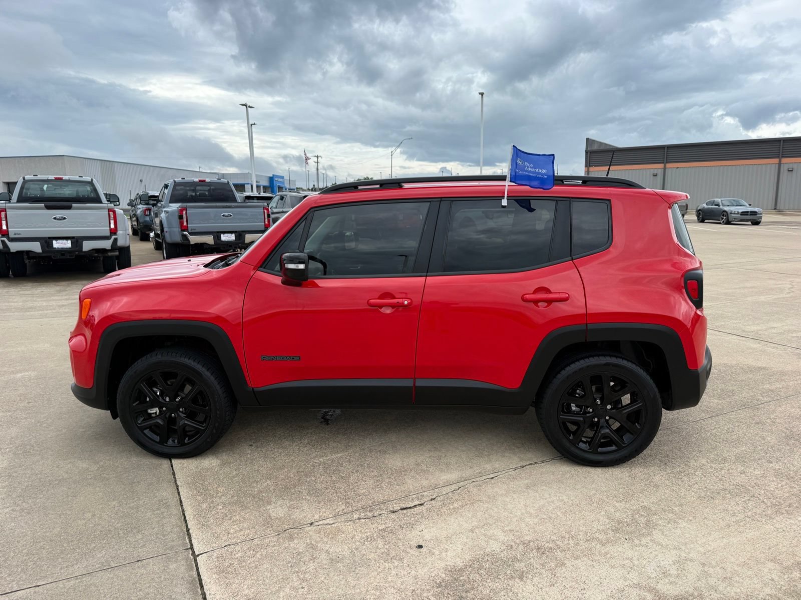 Used 2023 Jeep Renegade Altitude AWD/4WD image 8