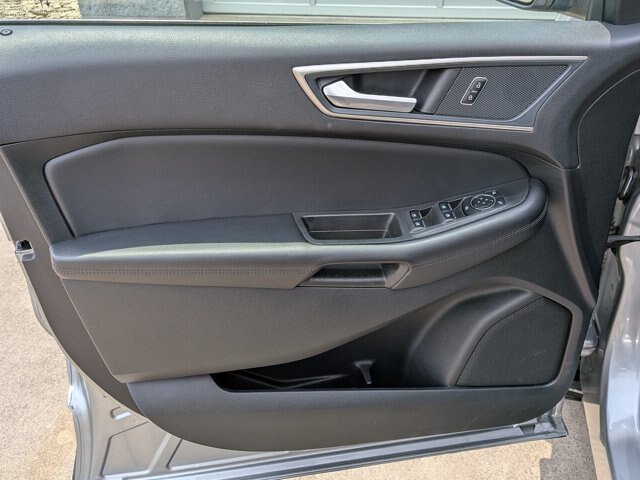 Certified 2024 Ford Edge SEL AWD/4WD image 12