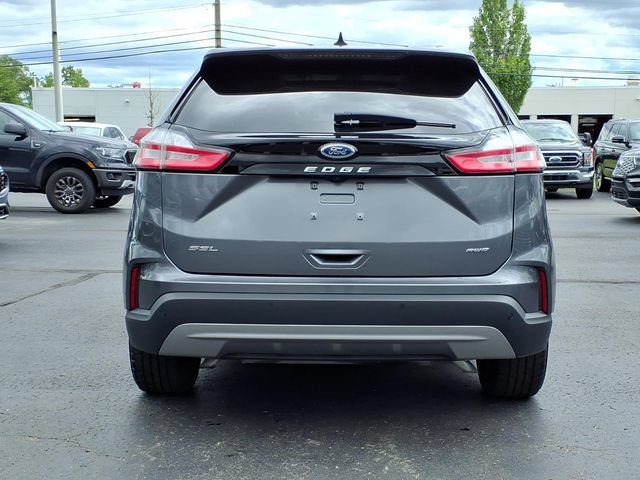Certified 2024 Ford Edge SEL w/ Convenience Package AWD/4WD image 6