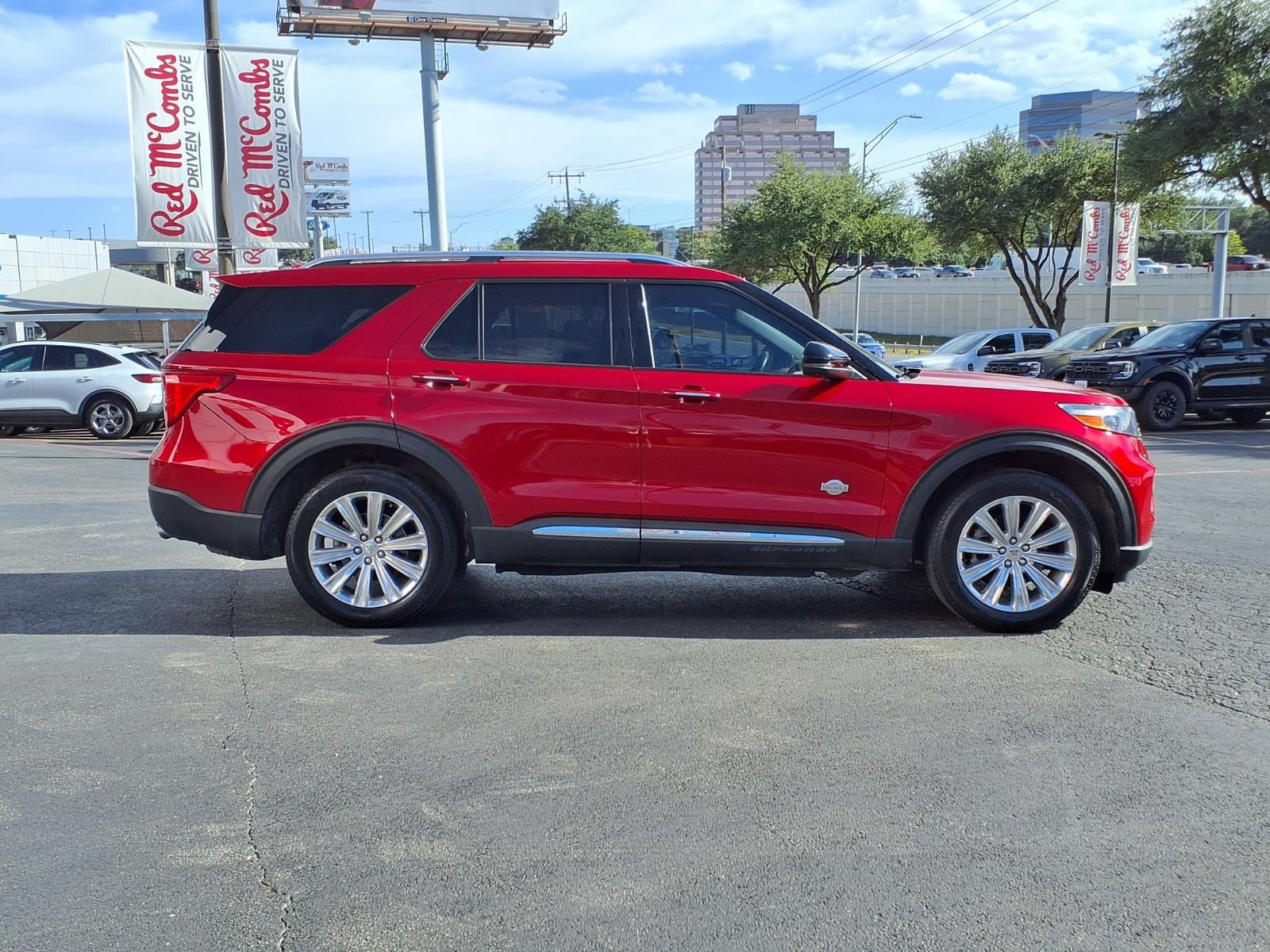 Certified 2022 Ford Explorer King Ranch AWD/4WD image 5