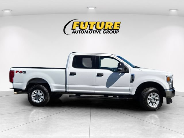 Certified 2021 Ford F250 XLT AWD/4WD image 3