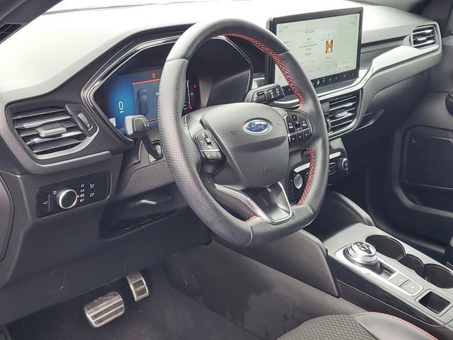 Certified 2024 Ford Escape ST-Line w/ Tech Pack #1 image 10