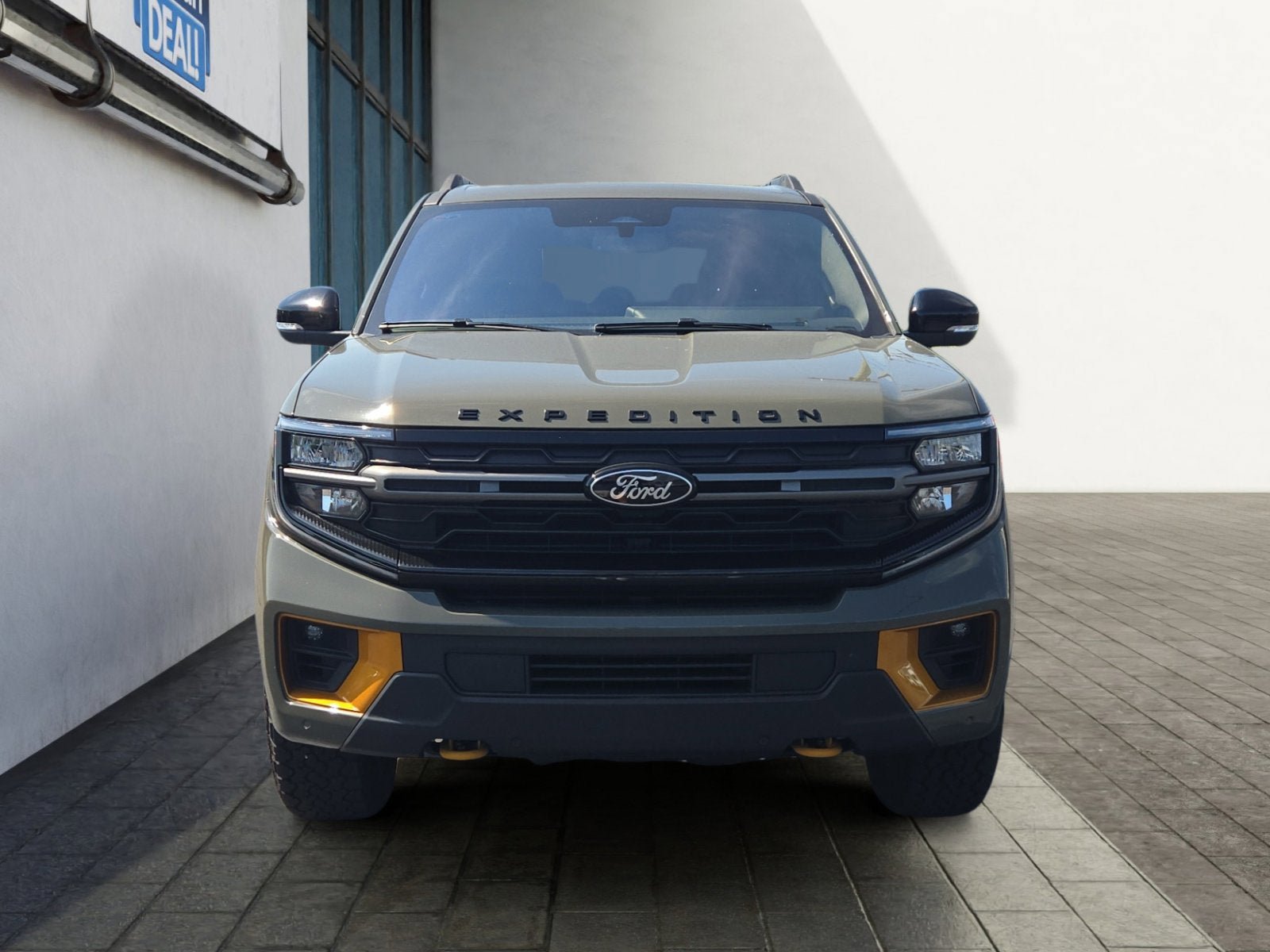 Certified 2025 Ford Expedition Tremor AWD/4WD image 8
