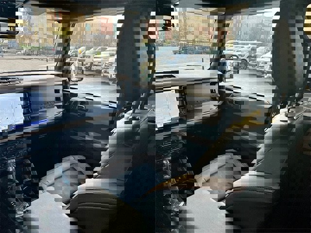 Certified 2023 Ford Bronco Wildtrak image 24