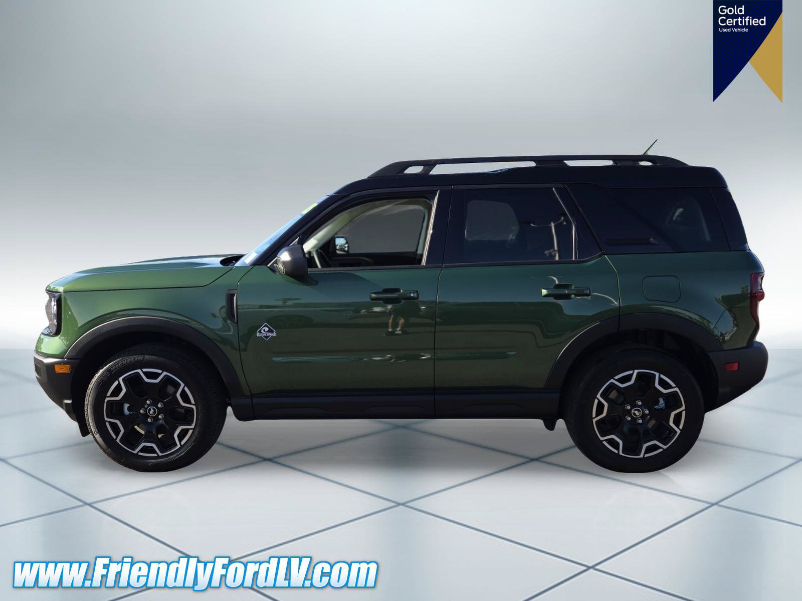 Certified 2025 Ford Bronco Sport Outer Banks AWD/4WD image 3