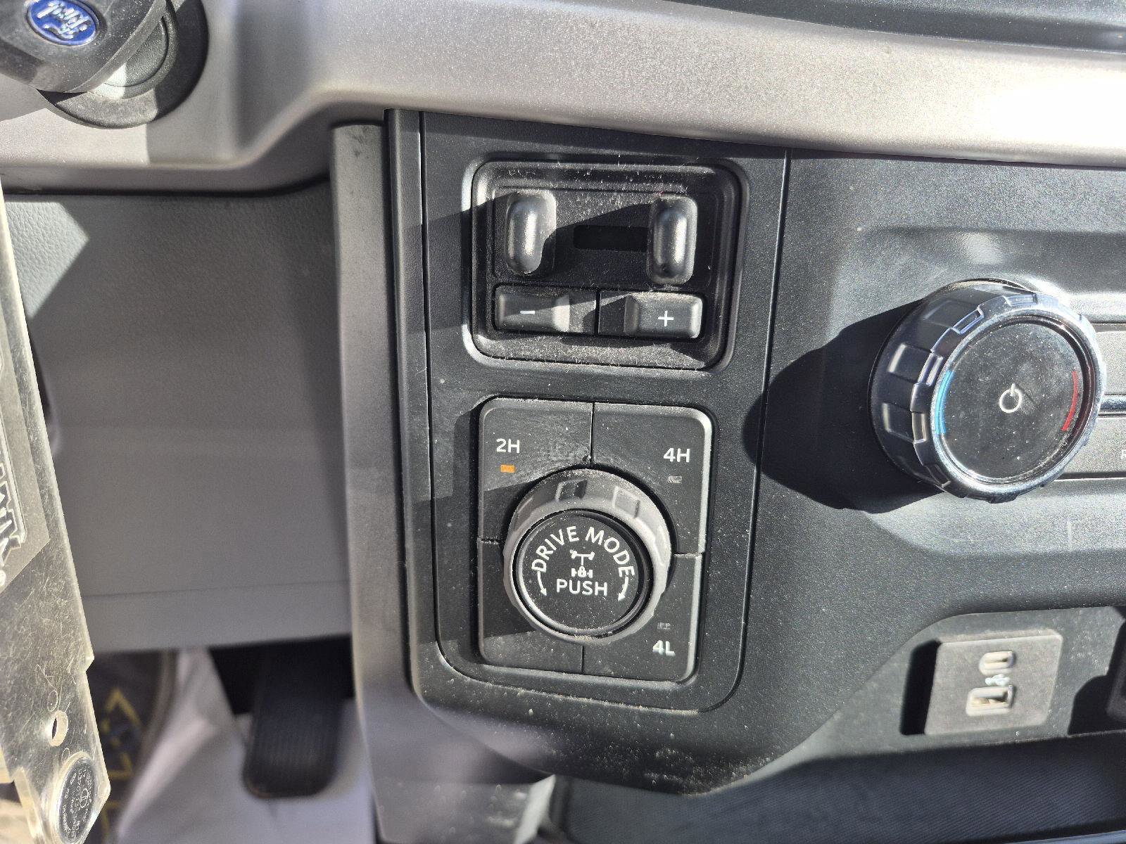 Certified 2022 Ford F150 XLT w/ Equipment Group 301A Mid image 11