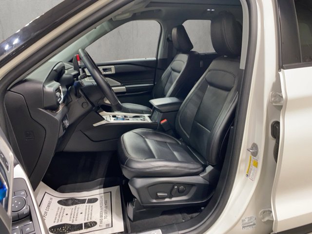 Certified 2024 Ford Explorer Limited w/ Limited Technology Package AWD/4WD image 12