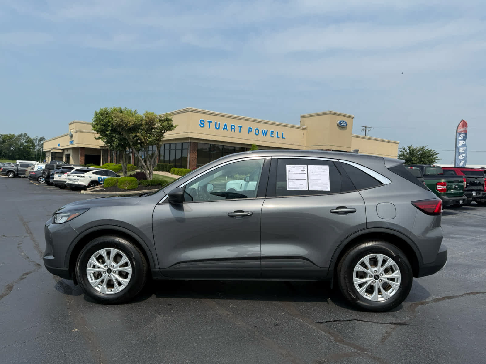 Certified 2023 Ford Escape Active AWD/4WD image 25