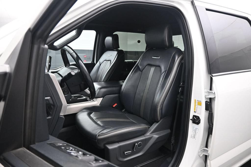 Certified 2022 Ford F250 Platinum w/ FX4 Off-Road Package AWD/4WD image 9
