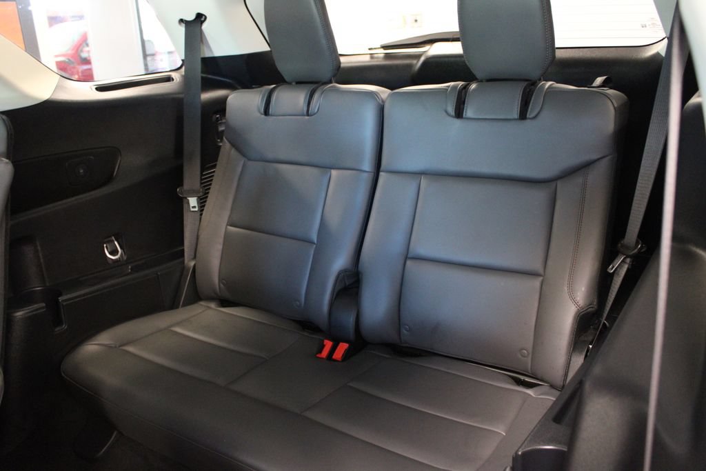 Certified 2025 Ford Explorer Active w/ Active Comfort Package AWD/4WD image 37