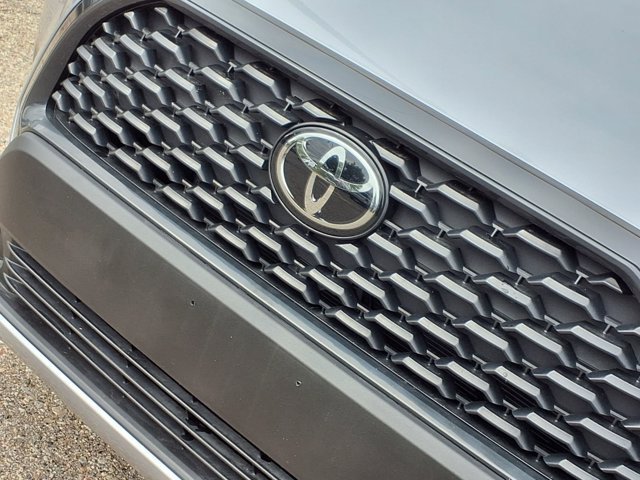 Used 2024 Toyota Corolla Cross L FWD image 20