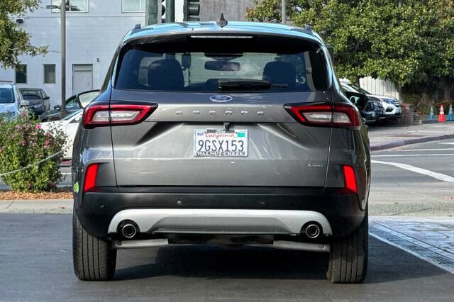 Certified 2023 Ford Escape SE w/ PHEV Premium Package FWD image 5