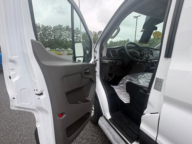 Certified 2024 Ford Transit 250 Low Roof w/ Exterior Upgrade Package RWD image 9