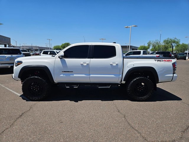 Used 2023 Toyota Tacoma TRD Off-Road w/ Advanced Technology Package AWD/4WD image 9